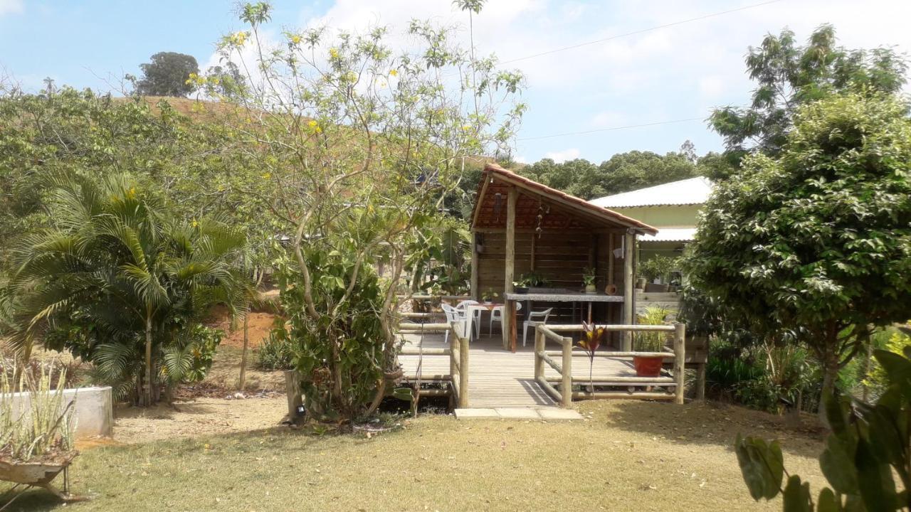 Pousada Chacara Familia H Caratinga Екстер'єр фото